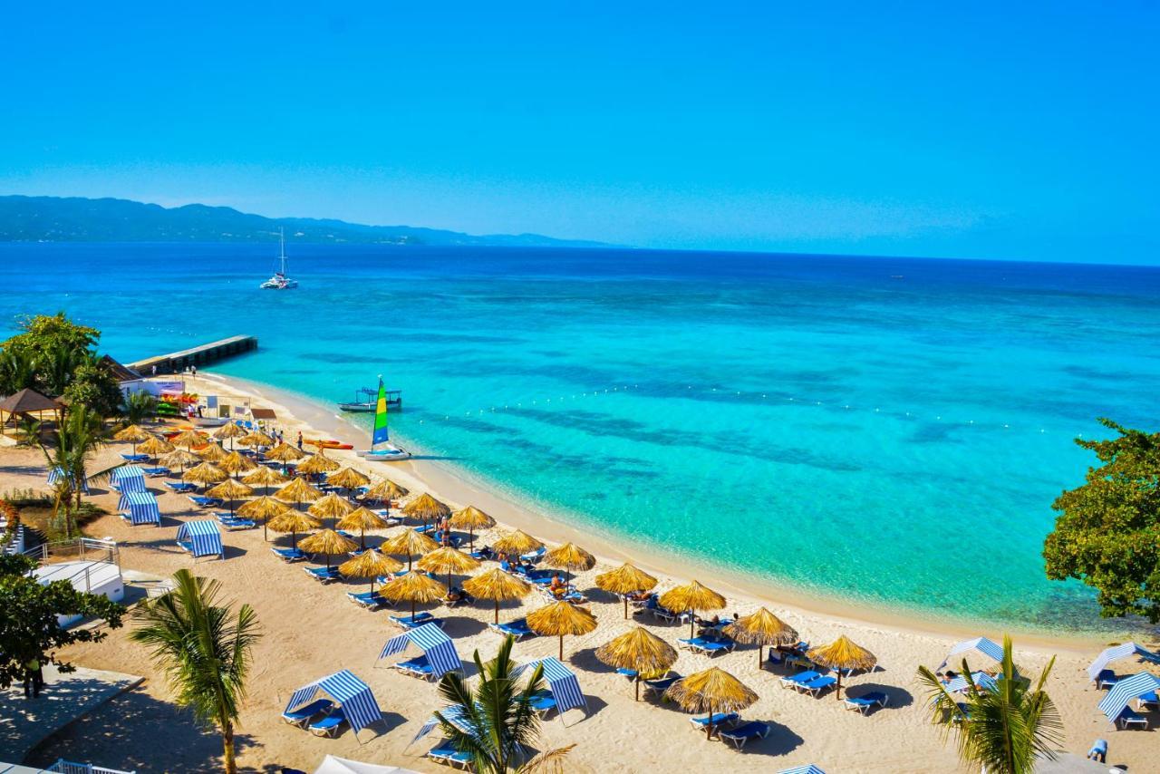 Grand Decameron Cornwall Beach, A Trademark All-Inclusive Resort Montego Bay Esterno foto