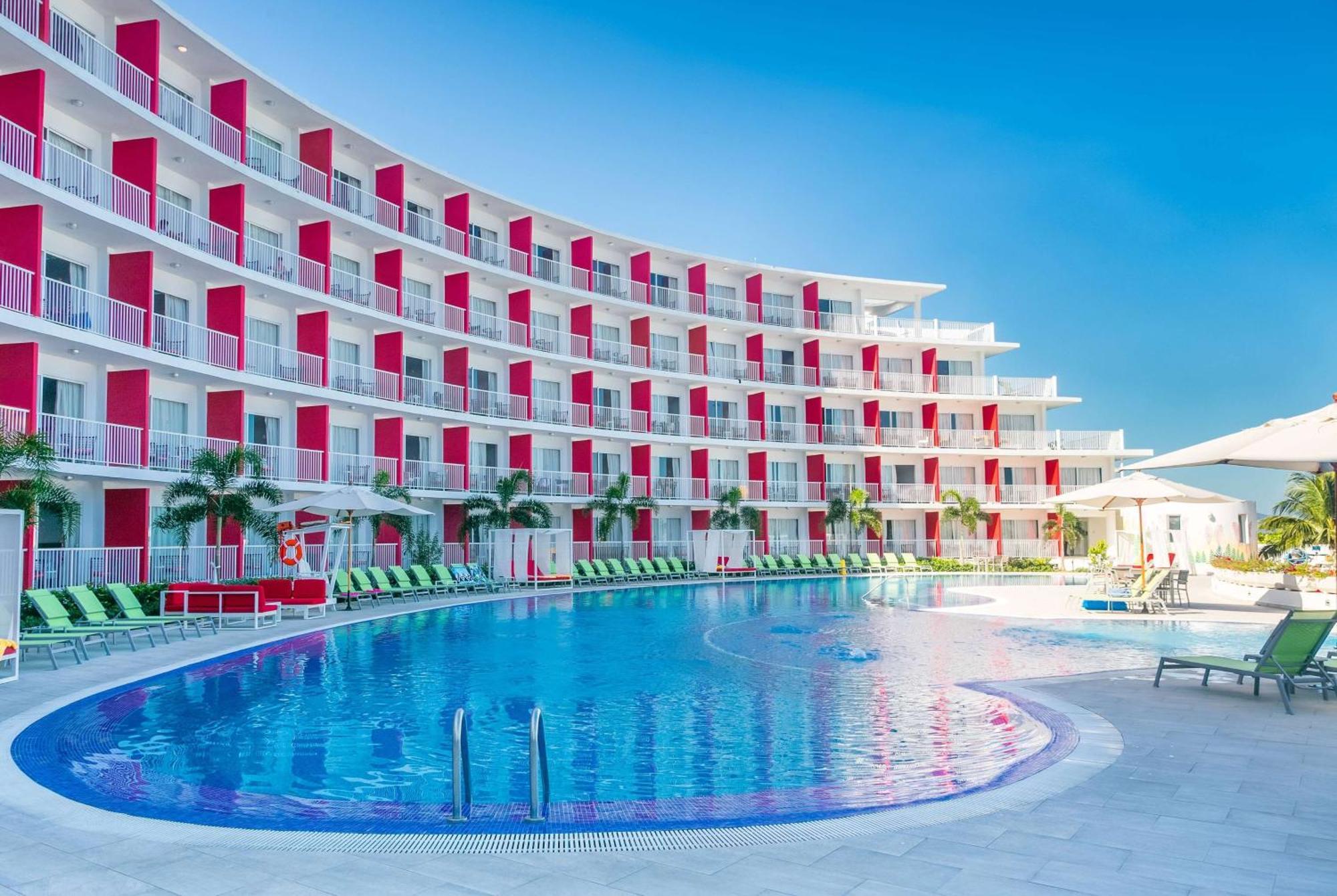 Grand Decameron Cornwall Beach, A Trademark All-Inclusive Resort Montego Bay Esterno foto