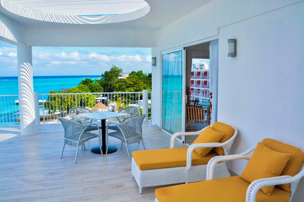 Grand Decameron Cornwall Beach, A Trademark All-Inclusive Resort Montego Bay Esterno foto