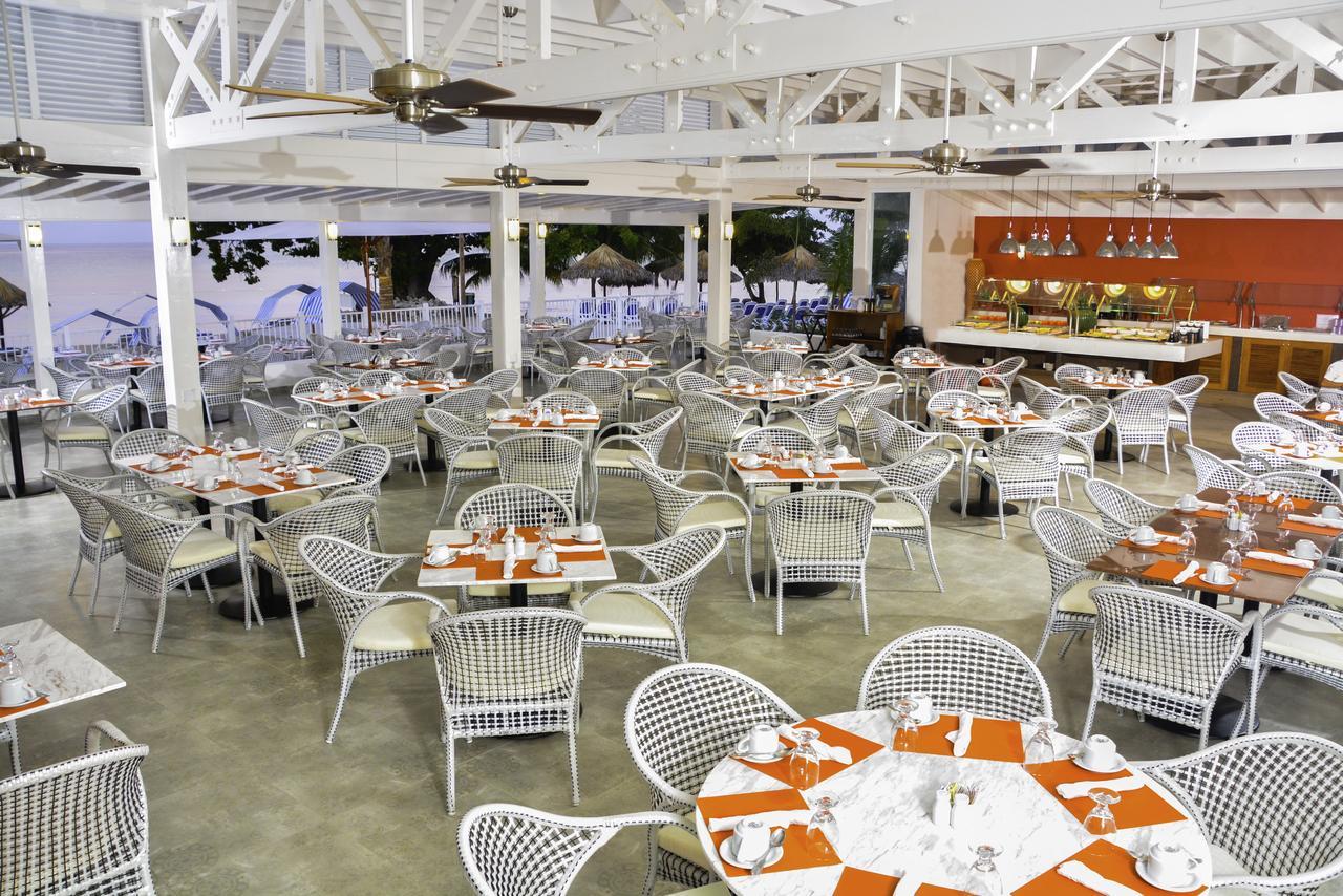 Grand Decameron Cornwall Beach, A Trademark All-Inclusive Resort Montego Bay Esterno foto