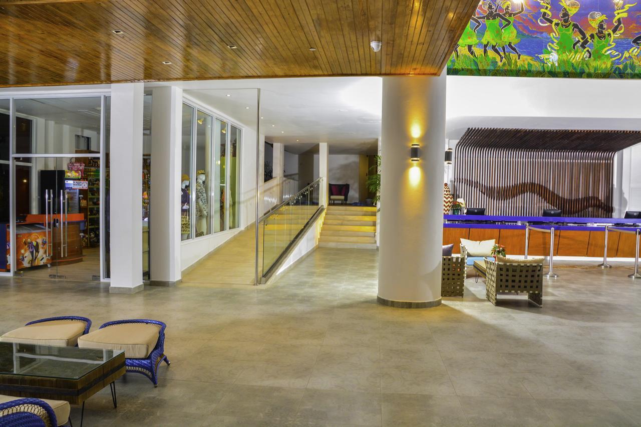 Grand Decameron Cornwall Beach, A Trademark All-Inclusive Resort Montego Bay Esterno foto